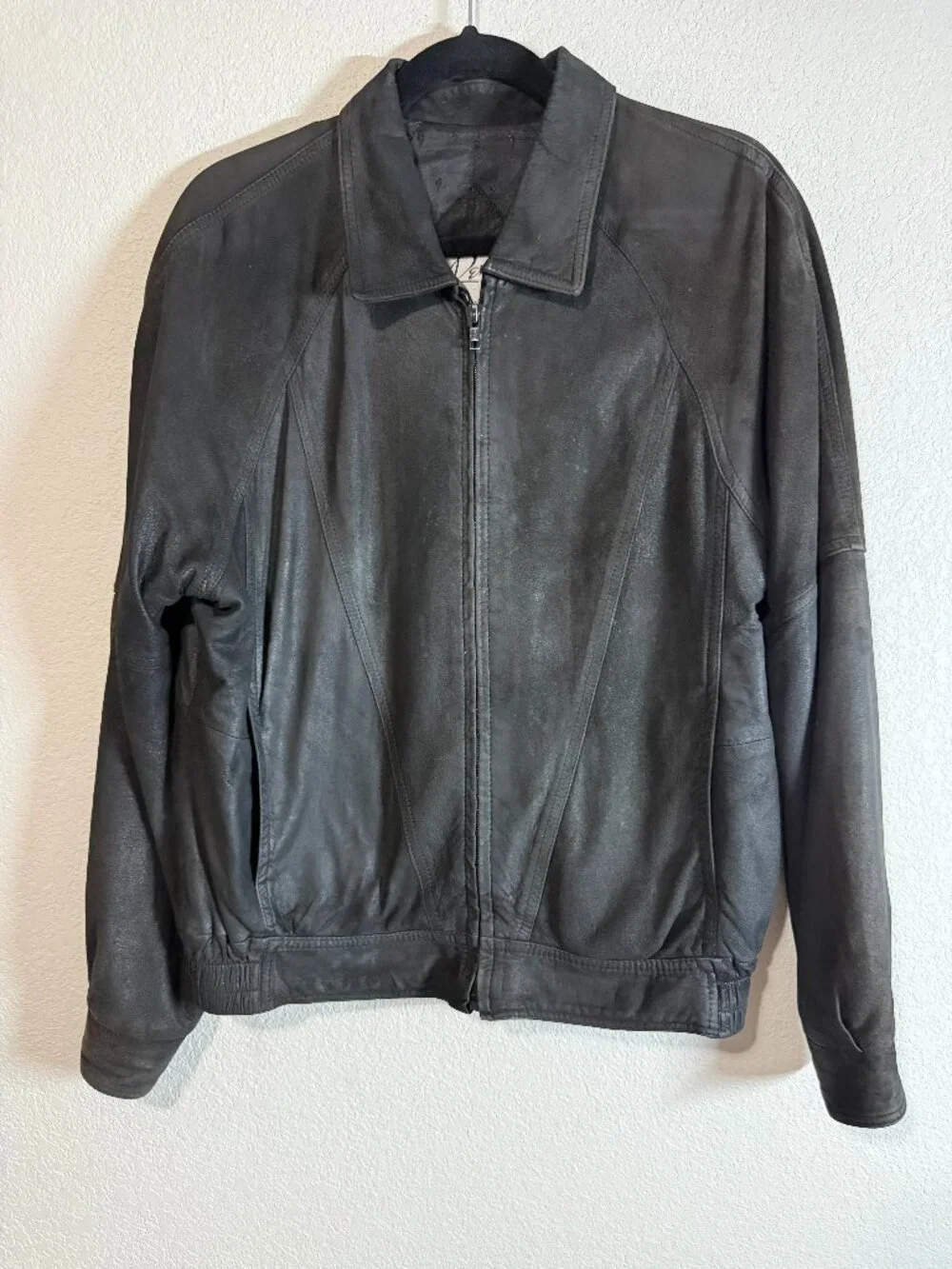 Vintage Remy Black Leather Jacket – Distressed / Authentic Wear – Zip Front